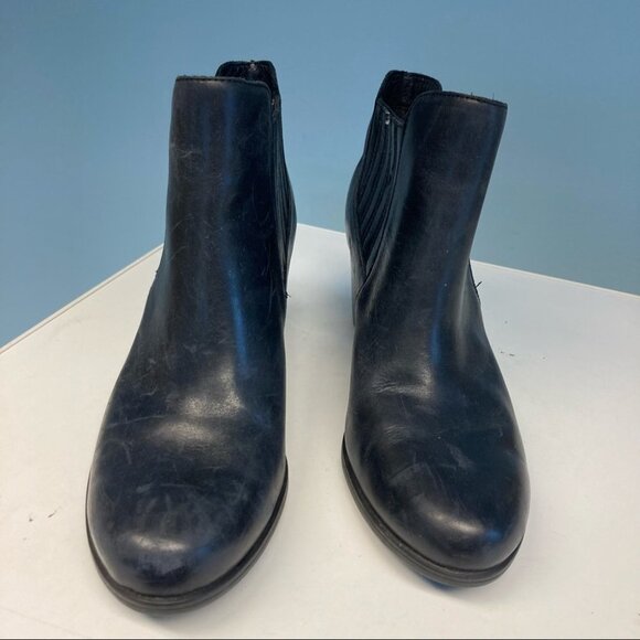 BORN Sz 9 Dark Navy Blue Stacked Heel Western Vibe 2.5” Heel Leather Boots - Picture 2 of 11